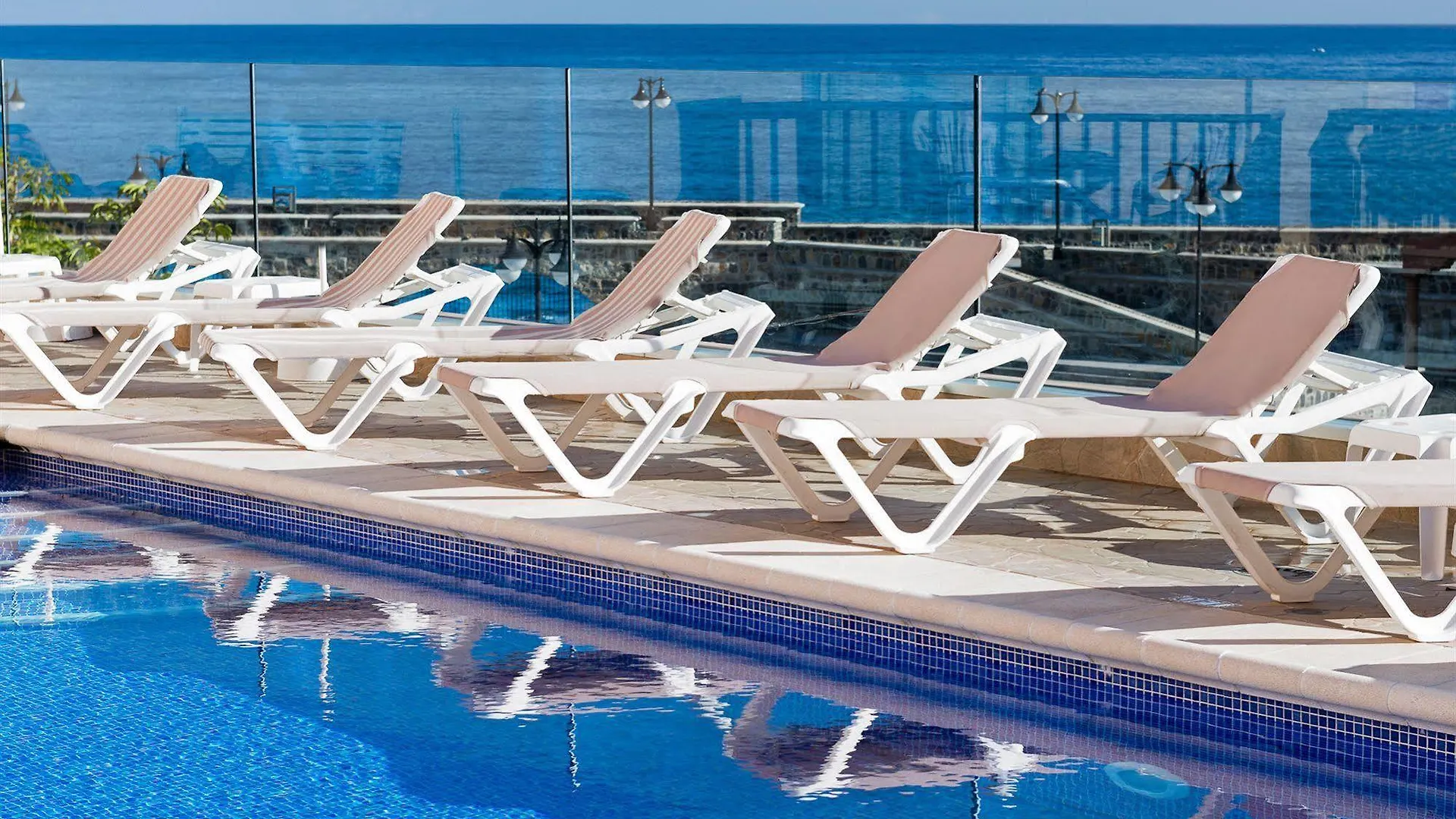 Hotel Monopol Puerto de la Cruz  3*, Puerto de la Cruz (Tenerife) Španělsko